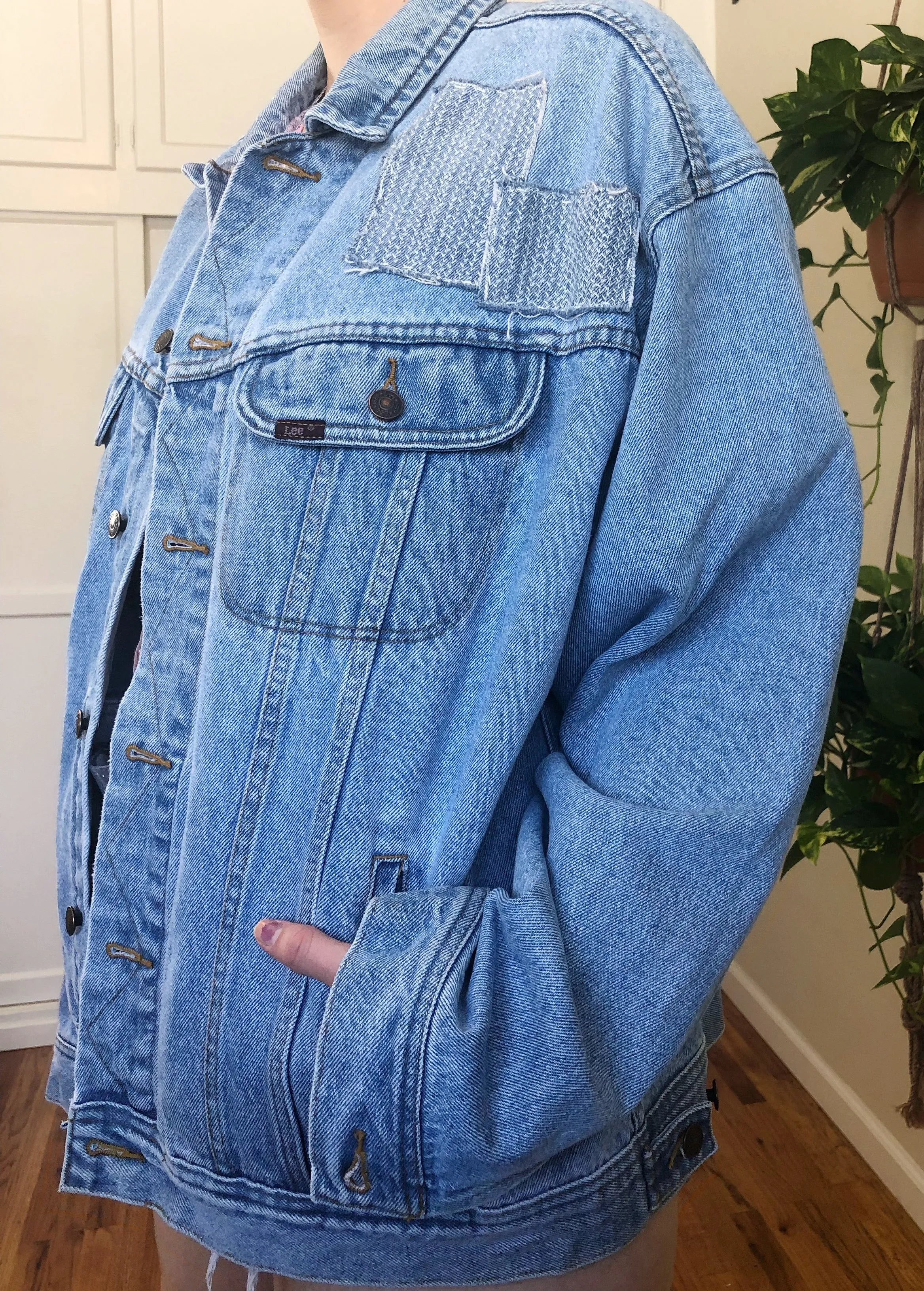 Vintage Light Wash Denim Jacket - XL/2X/3X